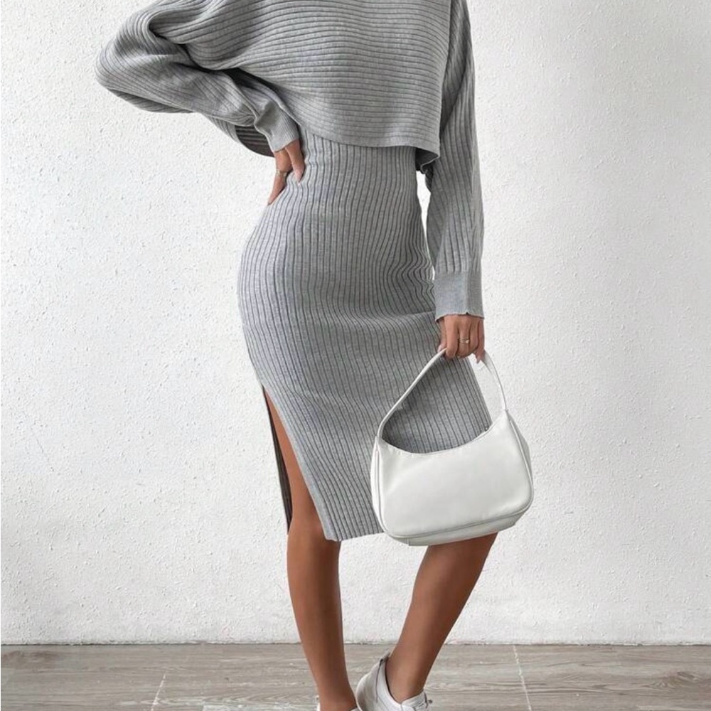 Ribbed Midi dress with cropped sweater